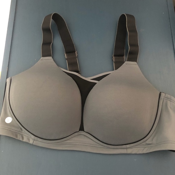 Lane Bryant Other - Livi Active high impact sports bra